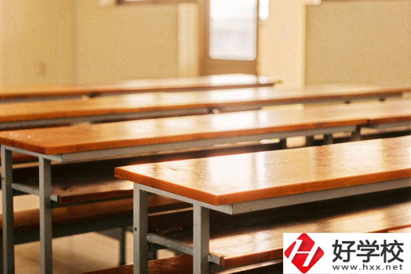 湖南省澧縣職業(yè)中專學(xué)校有哪些專業(yè)？學(xué)費(fèi)貴不貴？