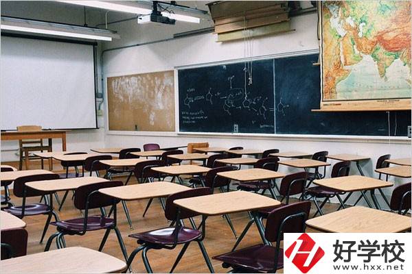 岳陽中專的環(huán)境怎么樣？可以從哪些方面判斷？