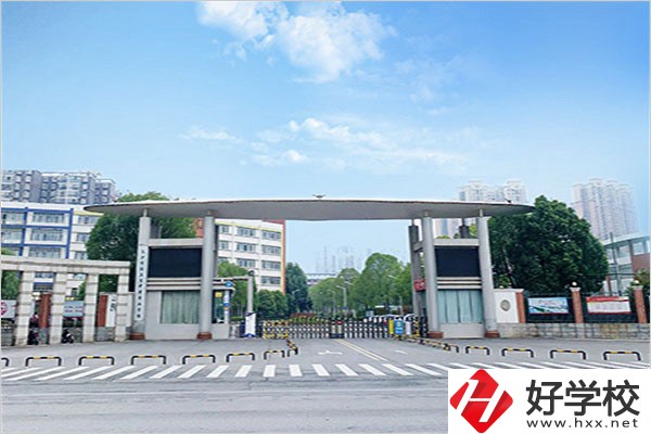 長沙有衛(wèi)校招收初中生嗎？有哪些條件？