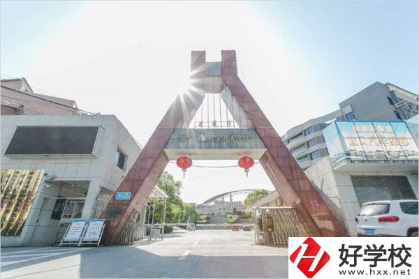 外省人可以在湖南讀中職嗎？有什么中職學(xué)校推薦？