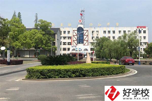湘潭設(shè)有大專中職部的學(xué)校有哪些？有什么辦學(xué)特色？