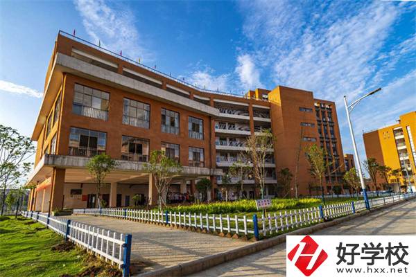 新化楚怡職校好不好？有些什么專業(yè)？