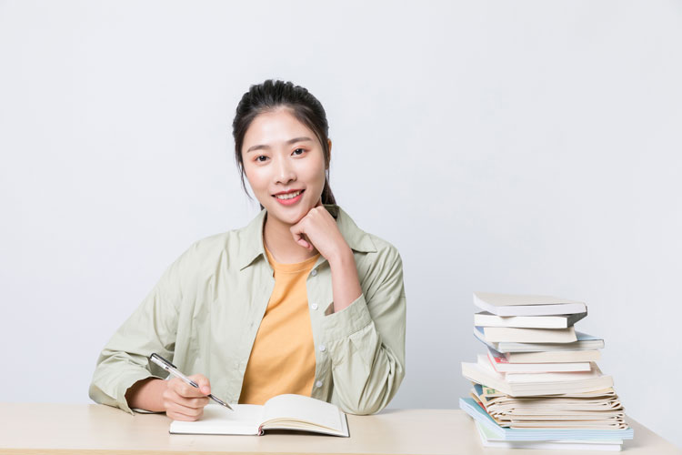 西南交通大學(xué)在職專升本報名要什么條件？多久畢業(yè)？