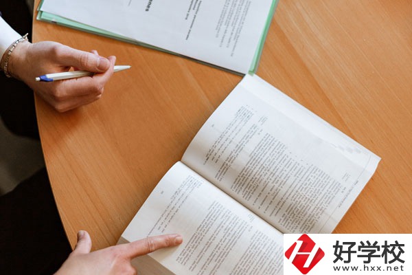 郴州綜合職業(yè)中專學校有什么專業(yè)？招生對象是什么？