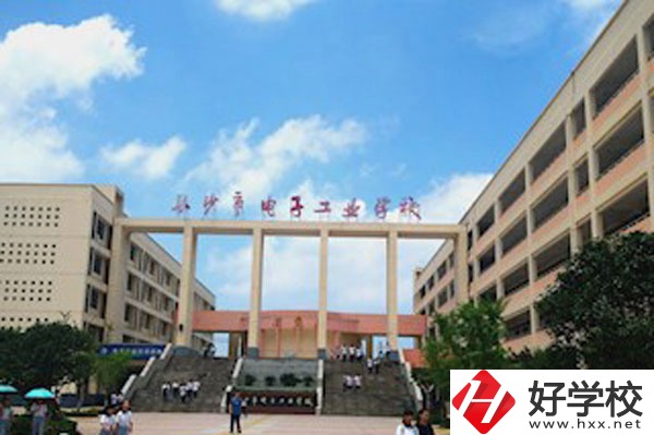 長沙電子工業(yè)學(xué)校的招生要求有哪些？