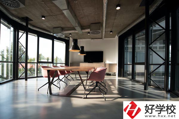 湖南育才技工學(xué)校設(shè)有哪些專業(yè)？就業(yè)方向如何？