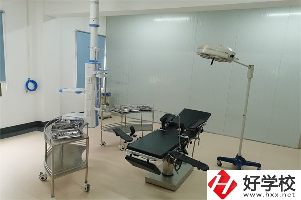 衡陽衛(wèi)校有哪些？學(xué)費(fèi)是多少？