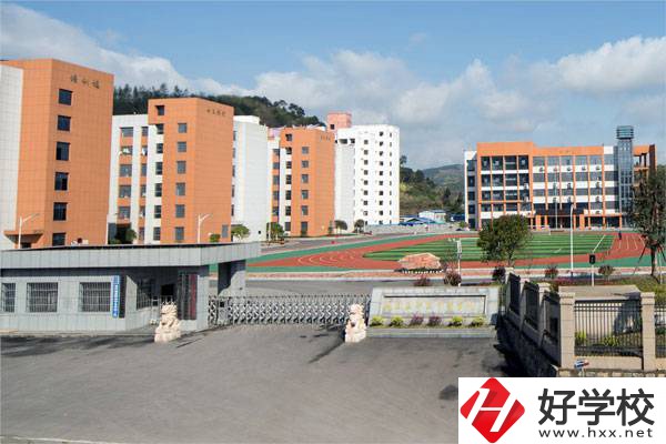 湘西州鳳凰縣有哪些中專學(xué)校？都有哪些專業(yè)？