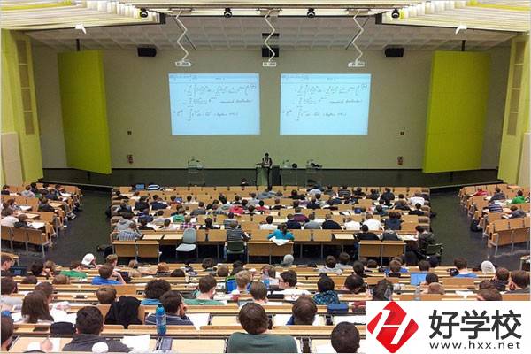 湖南有哪些適合體育生學(xué)習(xí)的中職學(xué)校？學(xué)費貴不貴？