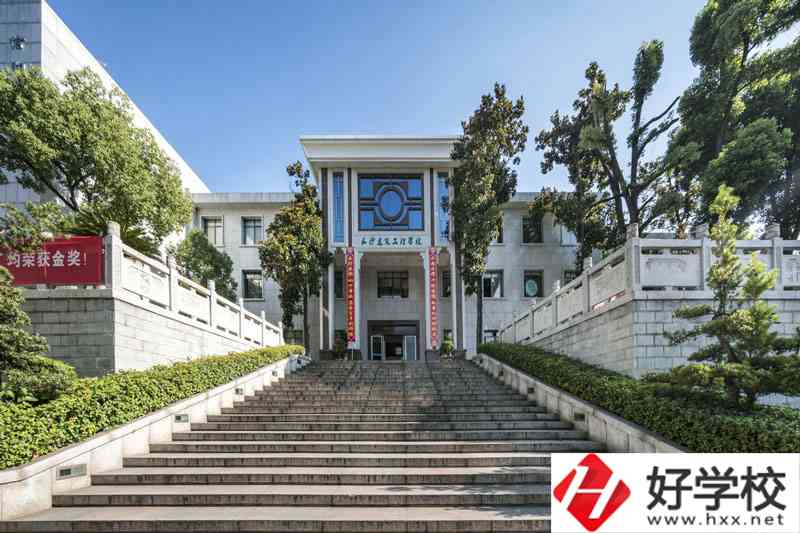 長沙建筑工程學(xué)校有哪些專業(yè)？報(bào)名流程是怎樣的？
