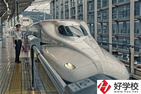 在湖南讀中職有用嗎？哪些專業(yè)好就業(yè)？