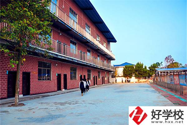懷化好的民辦中職有哪些？辦學條件怎么樣？
