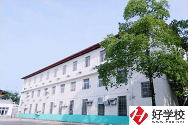 湘潭華光職校在哪？有什么辦學(xué)特色？