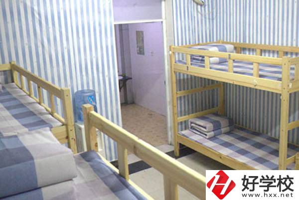 湖南長(zhǎng)沙藝術(shù)學(xué)校宿舍環(huán)境怎么樣？有哪些優(yōu)勢(shì)？