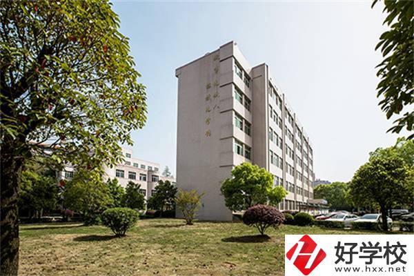 邵陽有沒有300分可以讀的公辦中職？有什么專業(yè)可以學(xué)？
