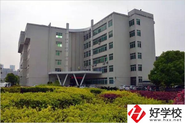 懷化有沒有五年制大專？可以學哪些專業(yè)？