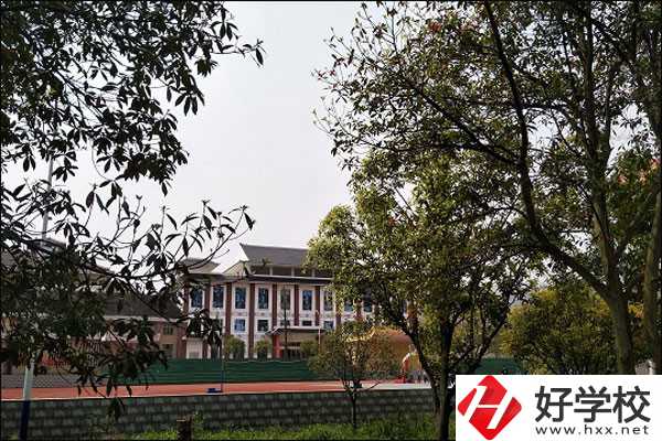 邵陽電商中專有哪些？管理如何？