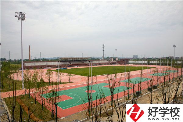 常德汽車機電學(xué)校師資情況如何？就業(yè)情況如何？