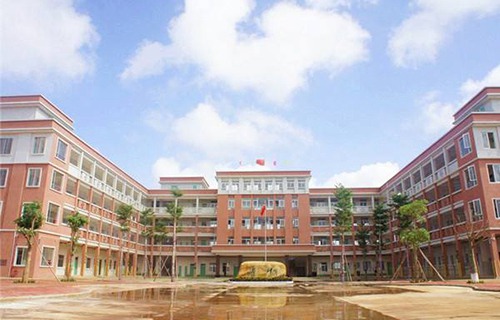 滕州市成人中等專(zhuān)業(yè)學(xué)校