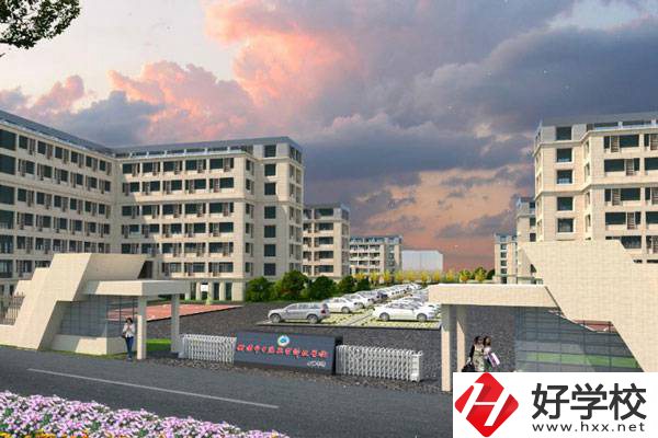 衡陽(yáng)市中藍(lán)航空科技學(xué)校大門(mén)