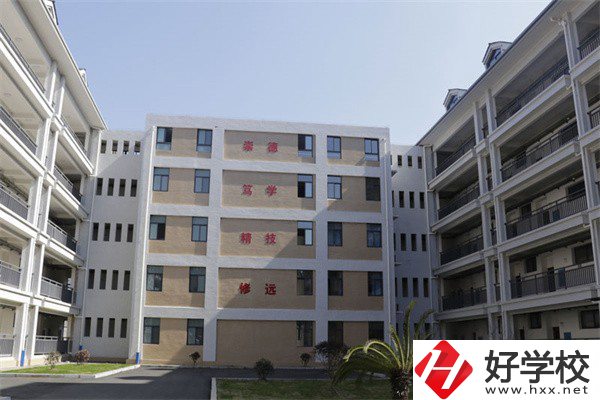 湘西辦學(xué)條件好的公辦中專有哪些？有什么辦學(xué)特色？