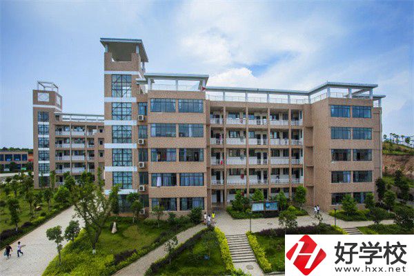 湖南寧鄉(xiāng)有哪些比較好的中專？就業(yè)升學怎么樣？