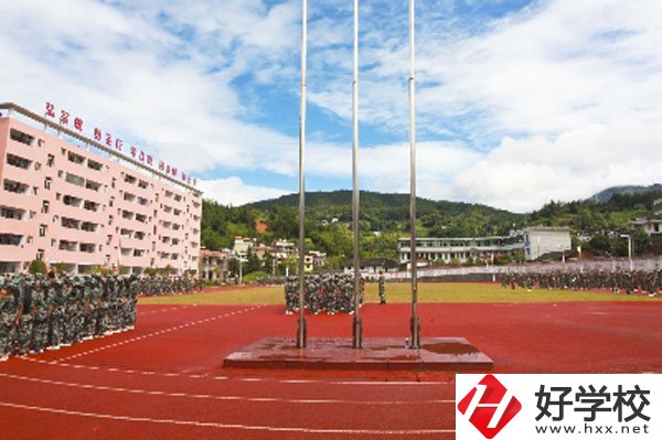 在桂東縣職業(yè)教育中心學(xué)計(jì)算機(jī)怎么樣？
