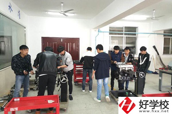 炎陵縣職業(yè)技術(shù)學(xué)校有哪些招生專業(yè)？