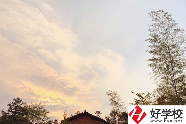 衡陽(yáng)市信息工程學(xué)校有哪些招生專業(yè)？