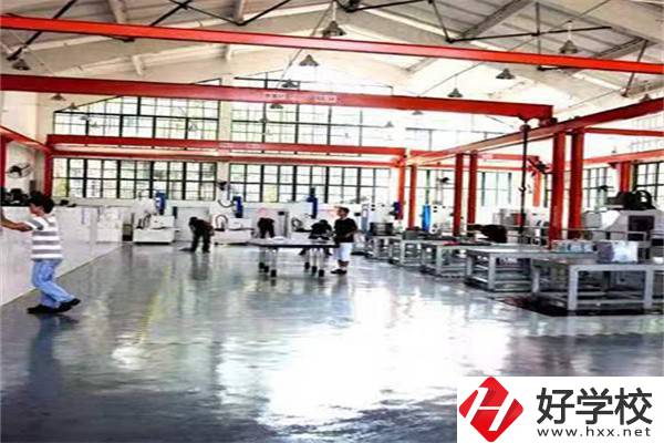 益陽(yáng)最好的民辦技校是哪所？技校讀了有用嗎？