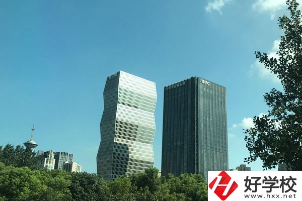 株洲生物工程中專學(xué)計算機專業(yè)怎么樣？