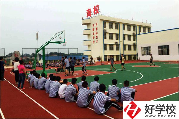 株洲海事職業(yè)學(xué)校有學(xué)費(fèi)減免政策嗎？有哪些報(bào)考要求？