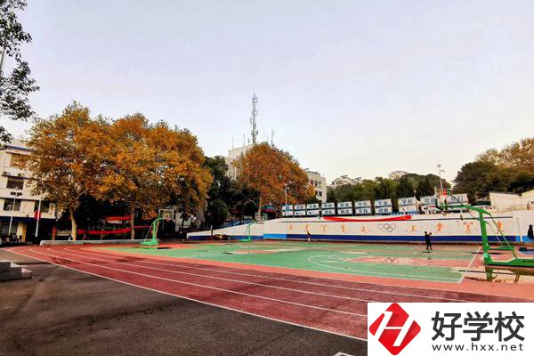 湖南省交通科技職業(yè)中專學(xué)校的培養(yǎng)方式如何？
