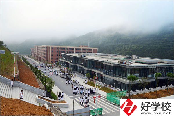 安化縣職業(yè)中專學(xué)校好就業(yè)嗎？師資力量怎么樣？