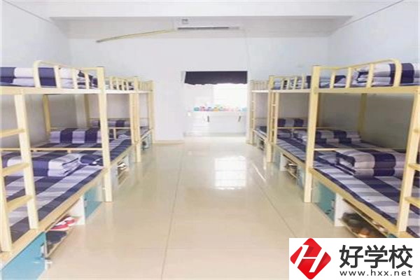 長(zhǎng)沙經(jīng)貿(mào)職業(yè)中專有哪些招生專業(yè)？有哪些辦學(xué)優(yōu)勢(shì)？