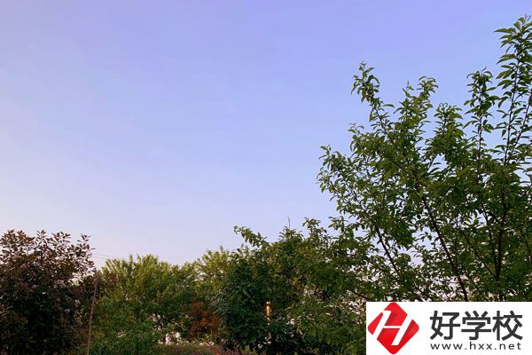 邵陽機電職業(yè)技術(shù)學(xué)校汽車檢測與維修專業(yè)適合就讀嗎？