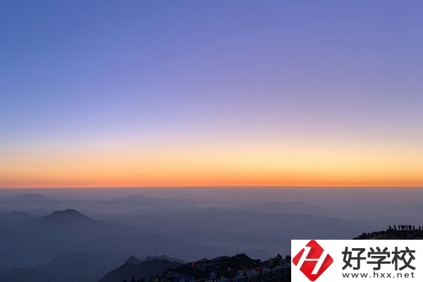 望城縣職業(yè)中專學(xué)校好不好？開設(shè)專業(yè)有哪些？