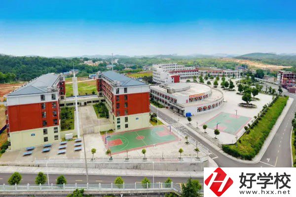 隆回縣有哪些職高學(xué)校？是公辦還是民辦？