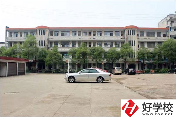永州市第二技工學校有哪些優(yōu)惠政策？優(yōu)勢如何？