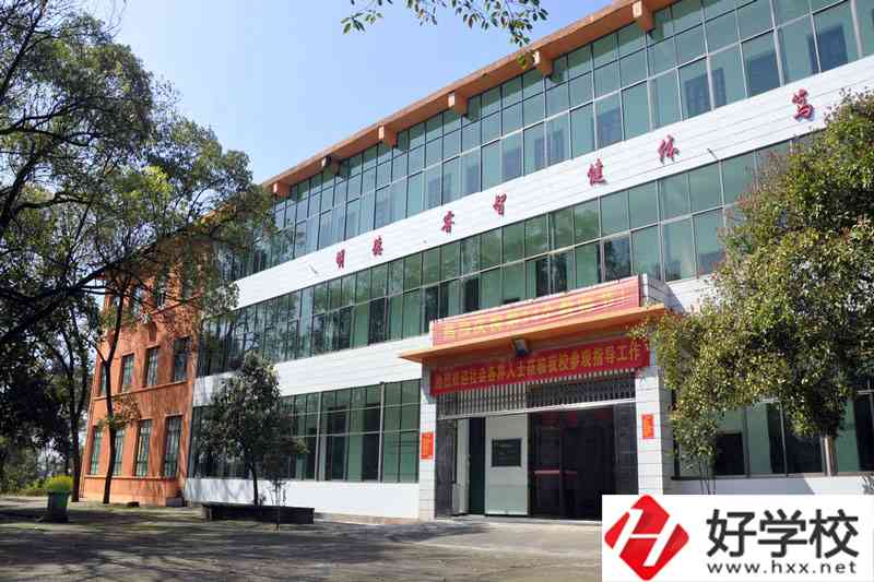 衡陽蔡倫科技中等職業(yè)學校有哪些招生專業(yè)？如何收費？