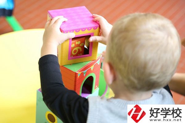 婁底的職高學(xué)校里有什么專業(yè)？就業(yè)方向是什么？