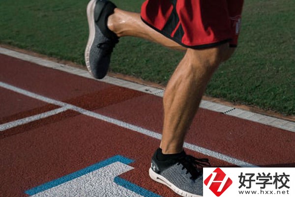 湖南省經(jīng)濟貿(mào)易職業(yè)中專學(xué)校好不好？宿舍怎么樣？