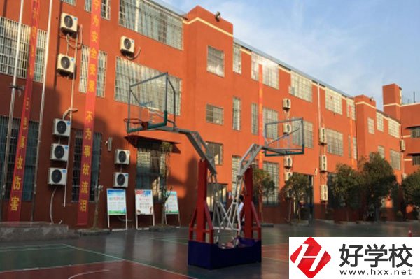 長沙市英藍中等職業(yè)學校怎么樣？有哪些優(yōu)勢？