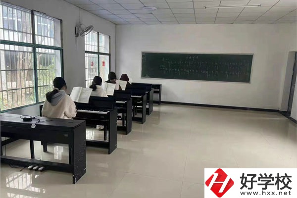 沅陵縣中等音樂專業(yè)學(xué)校的辦學(xué)條件怎么樣？