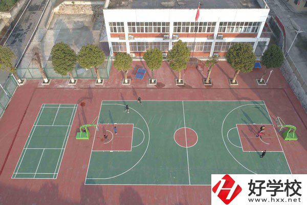湖南有哪些比較好的公辦職高？學(xué)費(fèi)是多少？