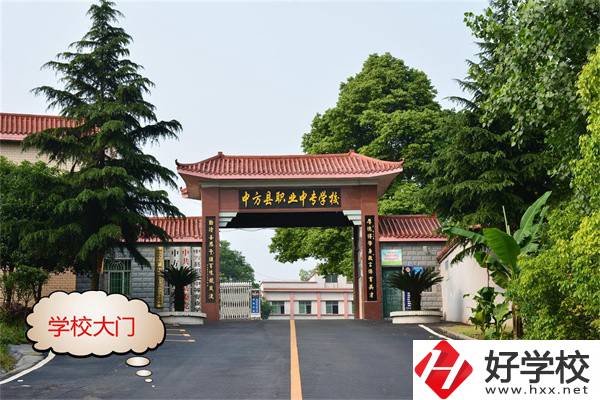 在懷化想學(xué)美術(shù)可以去什么中職？開設(shè)有什么專業(yè)？