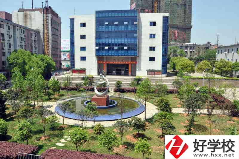 湖南省耒陽師范學校有哪些專業(yè)？就業(yè)前景怎么樣？