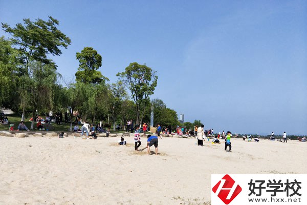 婁底有哪些公辦中職學(xué)校？10所婁底公辦中職學(xué)校簡(jiǎn)介