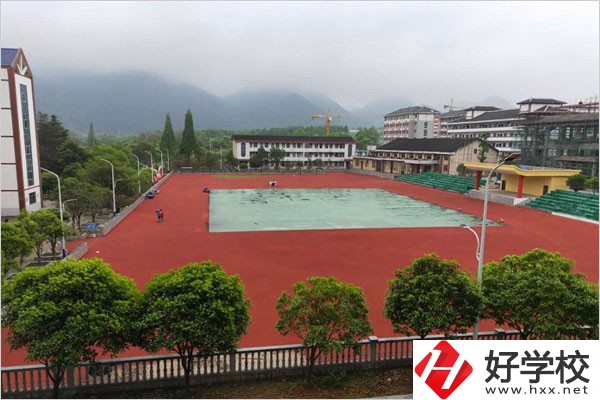 邵陽電商中專有哪些？管理如何？