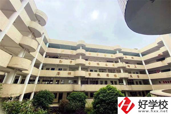 成績差讀長沙哪些職校比較好？怎么在校提升自己？